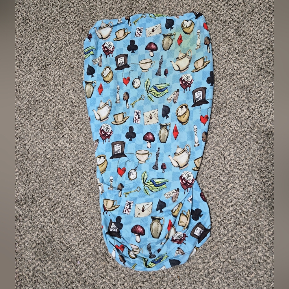 Little Crowns And Capes Alice Crib Sheet